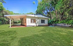 38 Cutten Street, Bingil Bay, Qld 4852