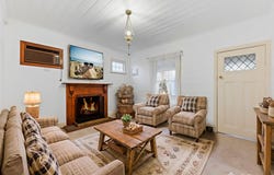 16 Lyall Street, Tooradin, Vic 3980