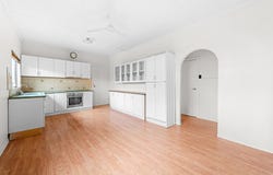 116 Thornton Street, Raceview, Qld 4305