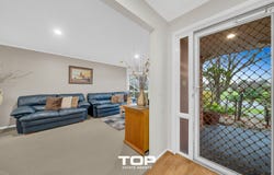 35 Penshurst Way, Cranbourne North, Vic 3977