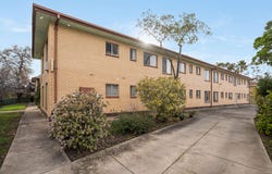 13/8 Montrose Avenue, Seaton, SA 5023