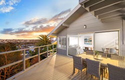 92 Headland Road, North Curl Curl, NSW 2099