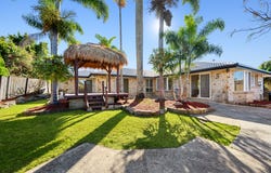 3 Galapagos Way, Pacific Pines, Qld 4211