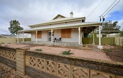 10 Richmond St, Quorn, SA 5433