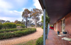 90 Back Creek Road, Shelbourne, Vic 3515