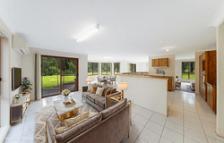 1054 Old Maitland Road, Sawyers Gully, NSW 2326