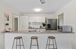 27 Highwood Court, Flagstone, Qld 4280