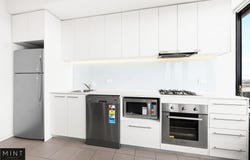 1318/18 Mount Alexander Rd, Travancore, Vic 3032