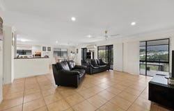 6 Gillies Court, Rural View, Qld 4740