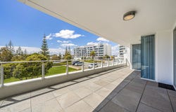 305/5 Marco Polo Drive, Mandurah, WA 6210