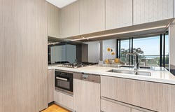 705/225 Pacific Highway, North Sydney, NSW 2060