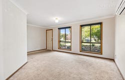 3 Magnolia Parade, Lake Albert, NSW 2650