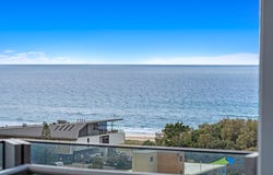 1107/12 Philip Avenue, Broadbeach, Qld 4218