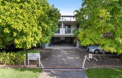 2/68 Miles Street, Hawthorne, Qld 4171