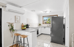 1/215 Government Road, Labrador, Qld 4215