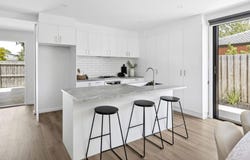3/102 Helms Street, Newcomb, Vic 3219