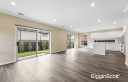 33 Aberdeen Drive, Doncaster, Vic 3108
