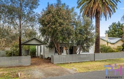 49 Havlin Street East, Kennington, Vic 3550