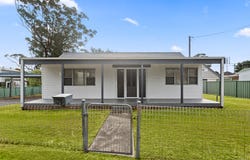 41 River Road, Shoalhaven Heads, NSW 2535