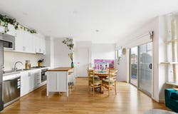 1/23 Regent Street, Preston, Vic 3072