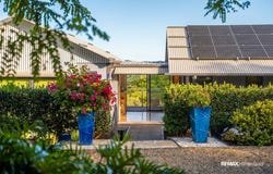 8 Esmaurel Close, Mapleton, Qld 4560