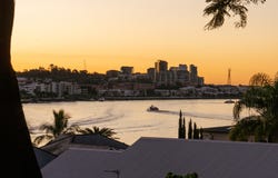 28 Waldo Street, Norman Park, Qld 4170