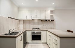 2/1140 Whitehorse Road Service Road, Box Hill, Vic 3128