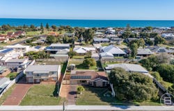 4 Caspar Road, Madora Bay, WA 6210
