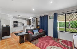 7 Allenby Drive, Meadowbrook, Qld 4131
