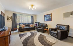 19 Mayfair Drive, Ferntree Gully, Vic 3156