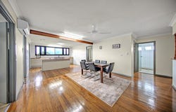194 Sundown Road, Sundown, Qld 4860