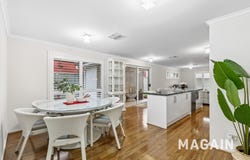 18 Penfold Way, McLaren Vale, SA 5171