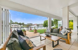 1 Castaway Court, Banksia Beach, Qld 4507