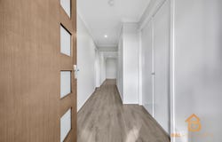 8 Cinnamon Circuit, Fraser Rise, Vic 3336