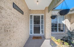 10 Pinnacle Close, Bolwarra Heights, NSW 2320