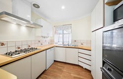 6/4 Heron Place, Maddington, WA 6109