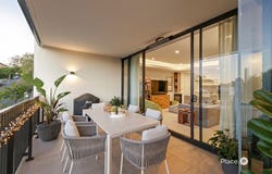 202/8 Colton Street, Highgate Hill, Qld 4101