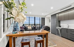811/26A Lord Sheffield Circuit, Penrith, NSW 2750