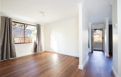 16 St Andrews Avenue, Blackheath, NSW 2785