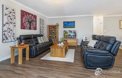 1 Radonich Way, Lake Coogee, WA 6166