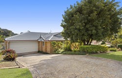 5 Alpha Drive, Glass House Mountains, Qld 4518