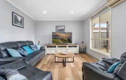 32 Twickenham Avenue, Cambridge Park, NSW 2747