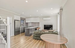 2/20 Brisbane Street, Albion, Vic 3020
