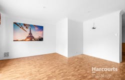 17 Oakleaf Circle, Mirrabooka, WA 6061