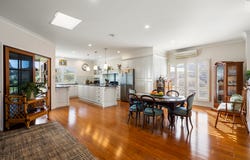 2 Andrews Court, Hodgson Vale, Qld 4352