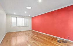 10 Woolls Crescent, Ropes Crossing, NSW 2760