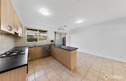 1/36a Robinsons Road, Deer Park, Vic 3023