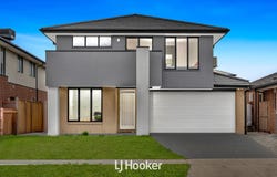 13 Bonza Circuit, Clyde North, Vic 3978