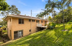 35 Grevillea Street, Everton Hills, Qld 4053