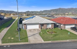 77 Denman Avenue, Kootingal, NSW 2352